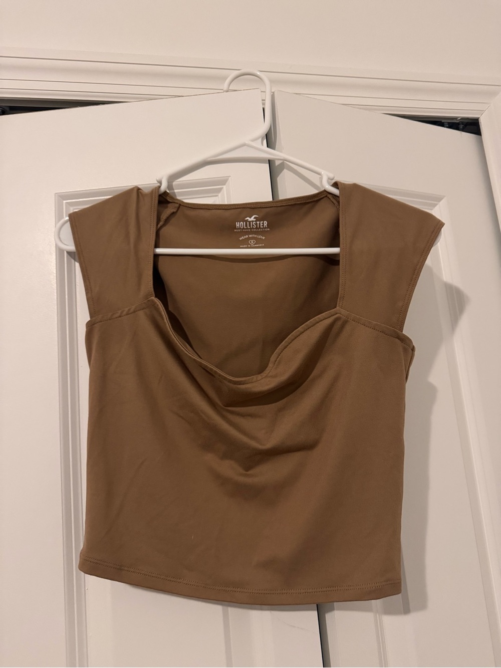 Hollister Women's Carmel Crop Top